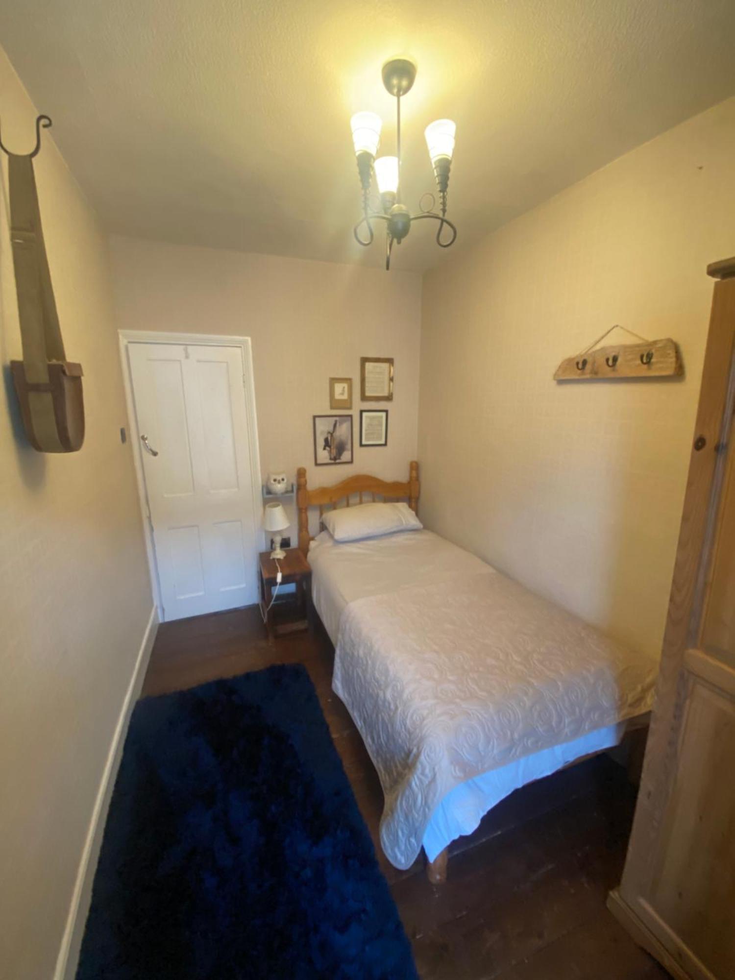 3 Bed Town House Llandeilo Carmarthenshire Villa Ngoại thất bức ảnh