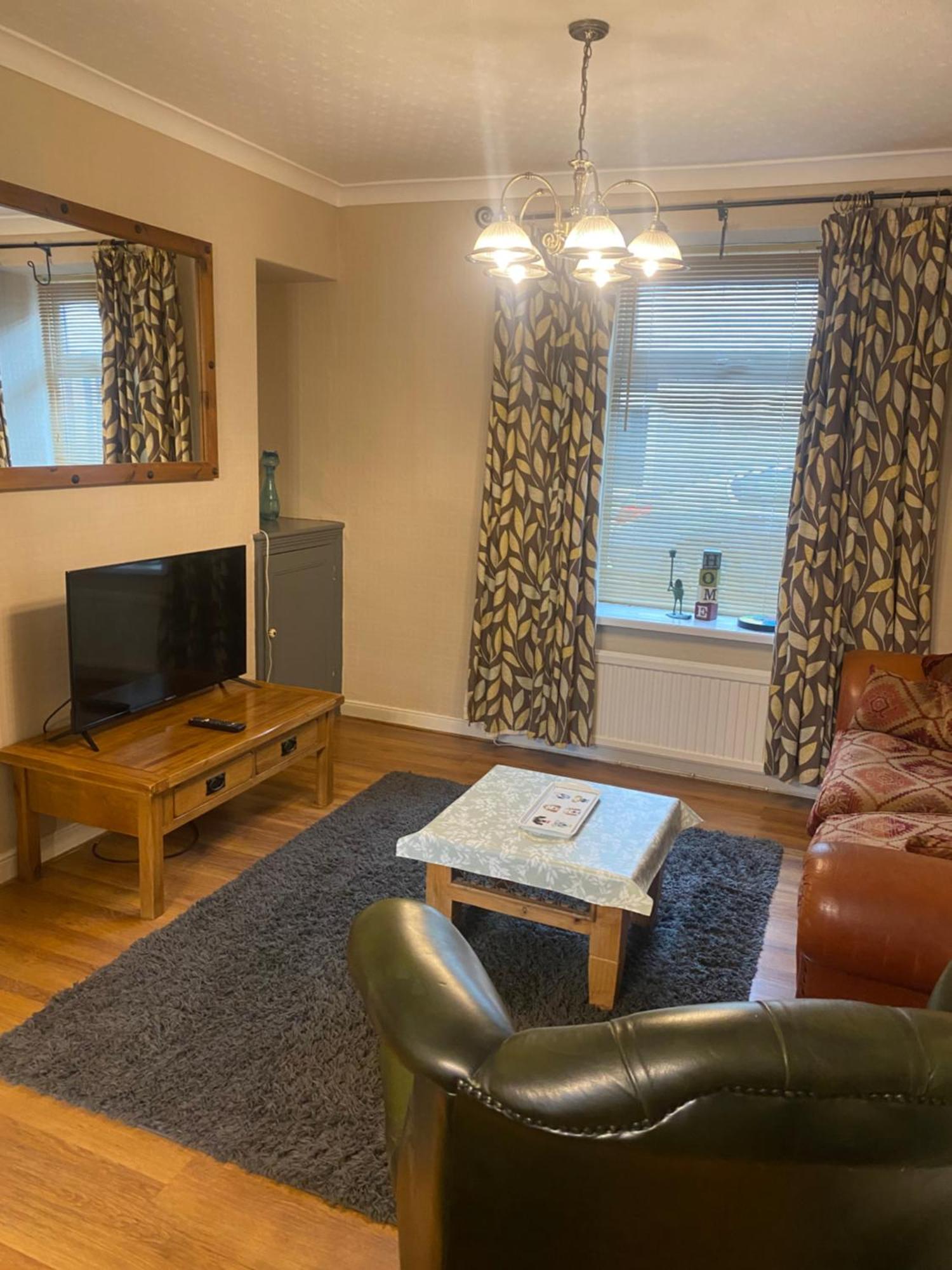 3 Bed Town House Llandeilo Carmarthenshire Villa Ngoại thất bức ảnh